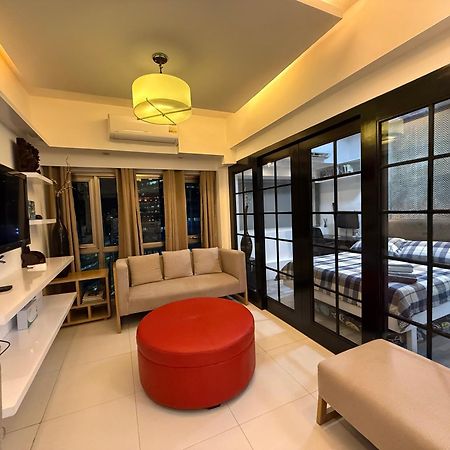 Luxury Condo At Forbeswood Parklane The Fort Bgc San Pedro Makati Exterior foto