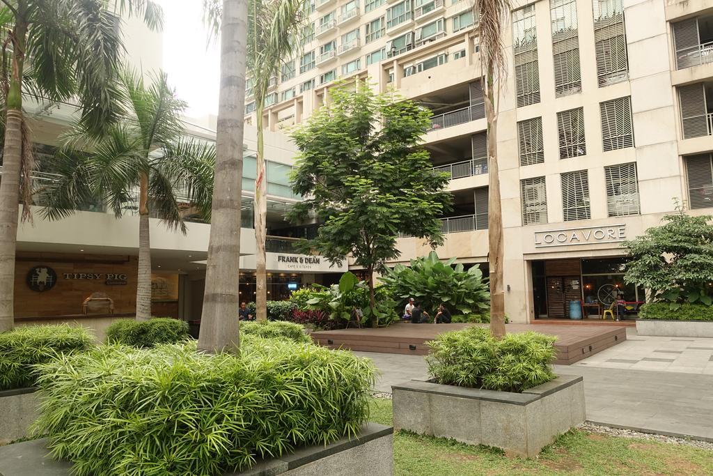 Luxury Condo At Forbeswood Parklane The Fort Bgc San Pedro Makati Exterior foto