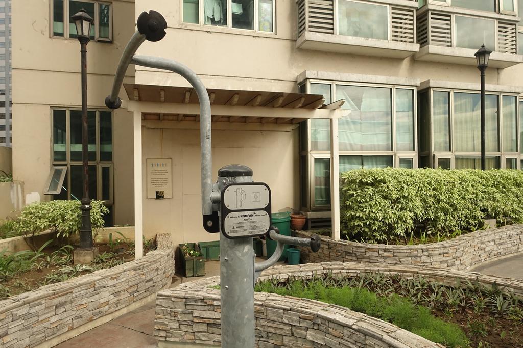 Luxury Condo At Forbeswood Parklane The Fort Bgc San Pedro Makati Exterior foto