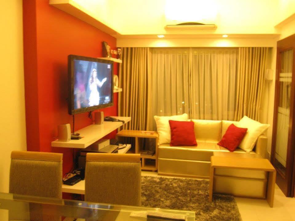 Luxury Condo At Forbeswood Parklane The Fort Bgc San Pedro Makati Exterior foto
